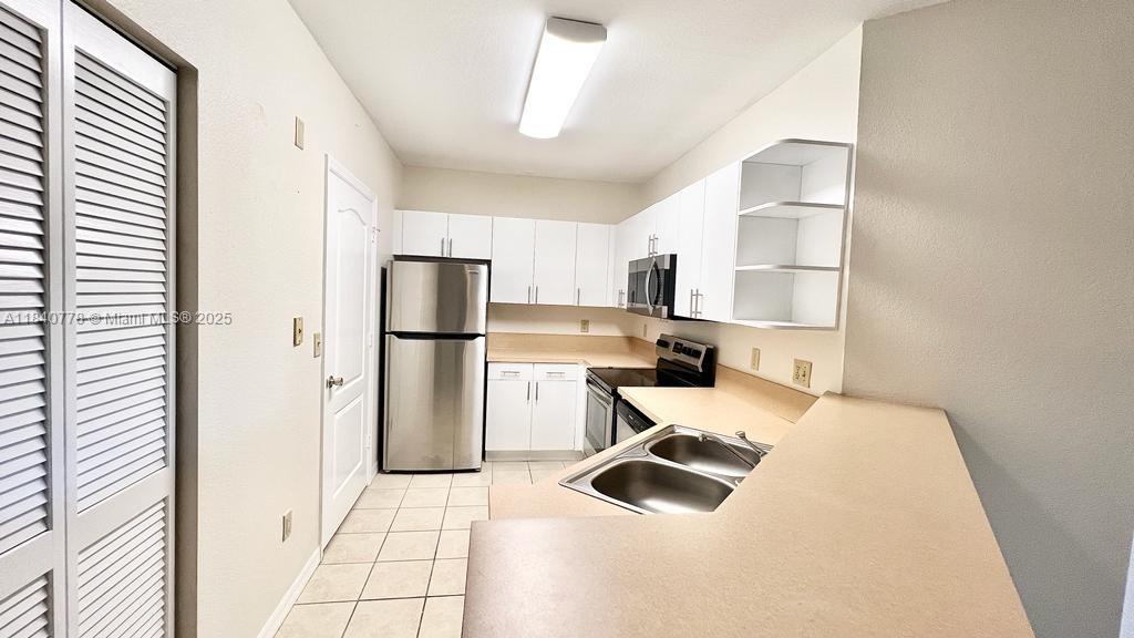 120 SW Peacock Blvd 11206, Port St. Lucie, Florida 34986, USA