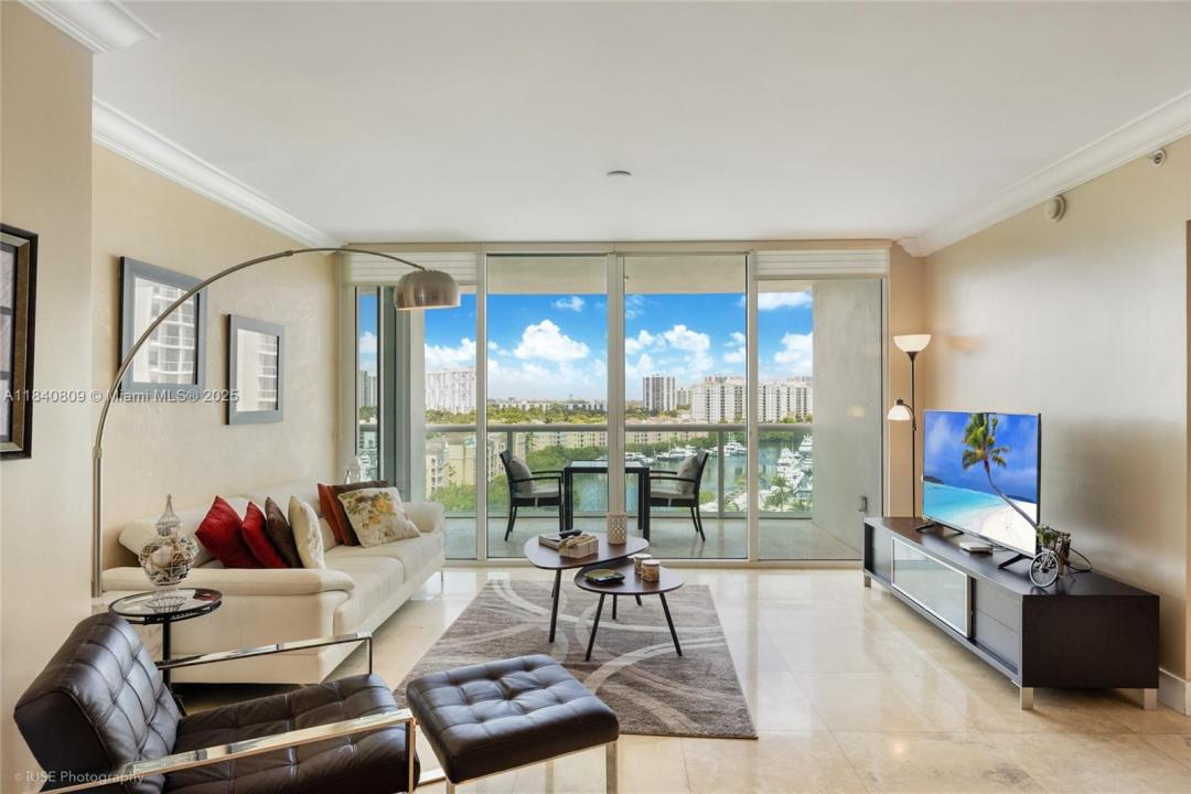 19400 Turnberry Way 922, Aventura, Florida 33180, Estados Unidos