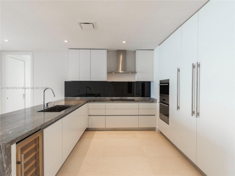 700 NE 26th Ter 1503, Miami, Florida 33137