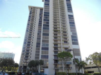 18181 NE 31st Ct 2602, Aventura, Florida 33160, USA