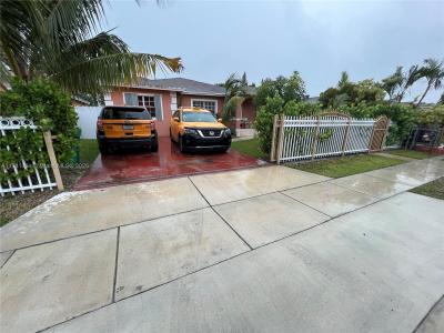 2241 NW 170th St, Miami Gardens, Florida 33056, USA