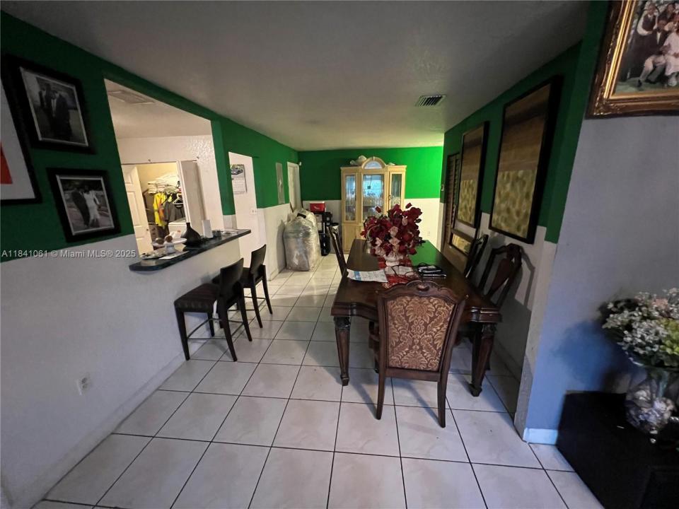 2241 NW 170th St, Miami Gardens, Florida 33056, HOA KỲ