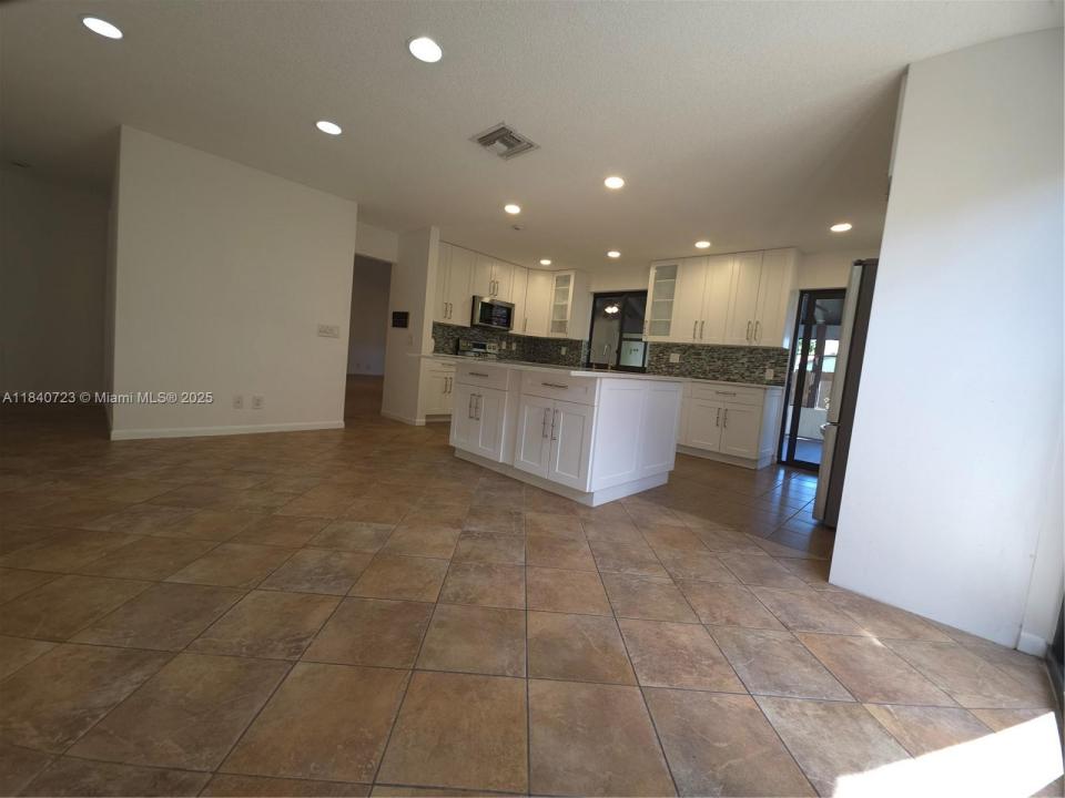 2159 Baton Rouge, Weston, Флорида 33326, Соединенные Штаты