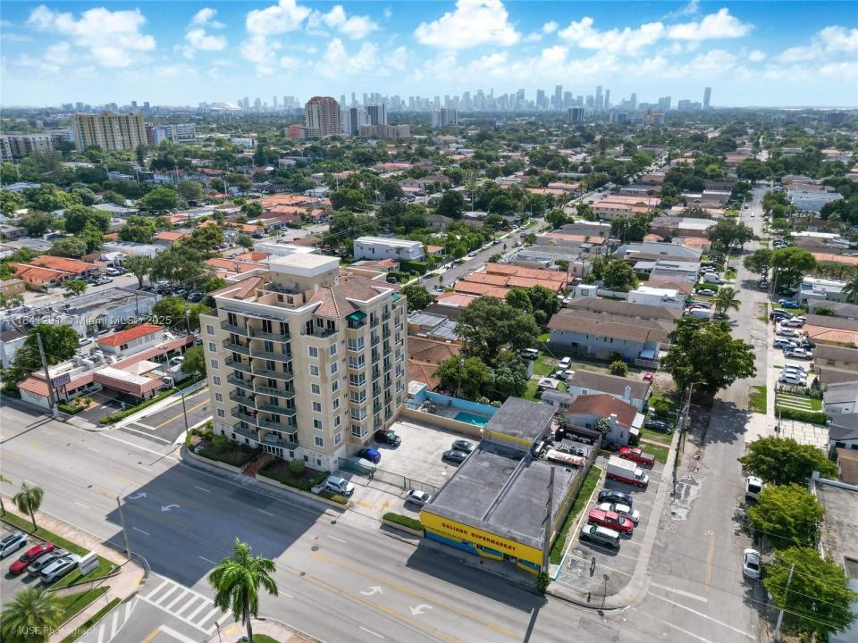 2537 SW 37th Ave, Miami, Florida 33133, Estados Unidos