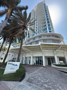 6515 Collins Ave 1603, Miami Beach, Florida 33141, USA