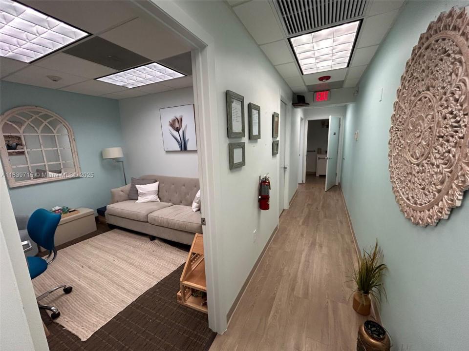 1625 N Commerce Pkwy, Weston, フロリダ 33326, アメリカ合衆国
