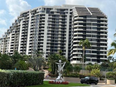 520 Brickell Key Dr A610, Miami, Florida 33131, USA