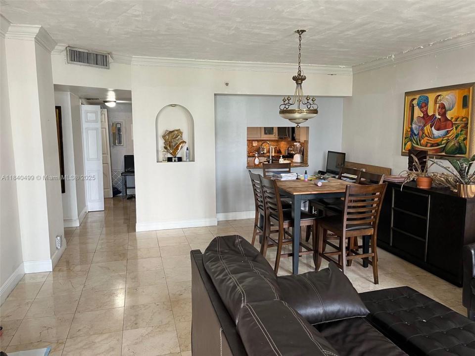520 Brickell Key Dr A610, Miami, Florida 33131, Estados Unidos