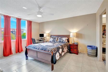 3651 Environ Blvd 461, Lauderhill, Florida 33319, USA