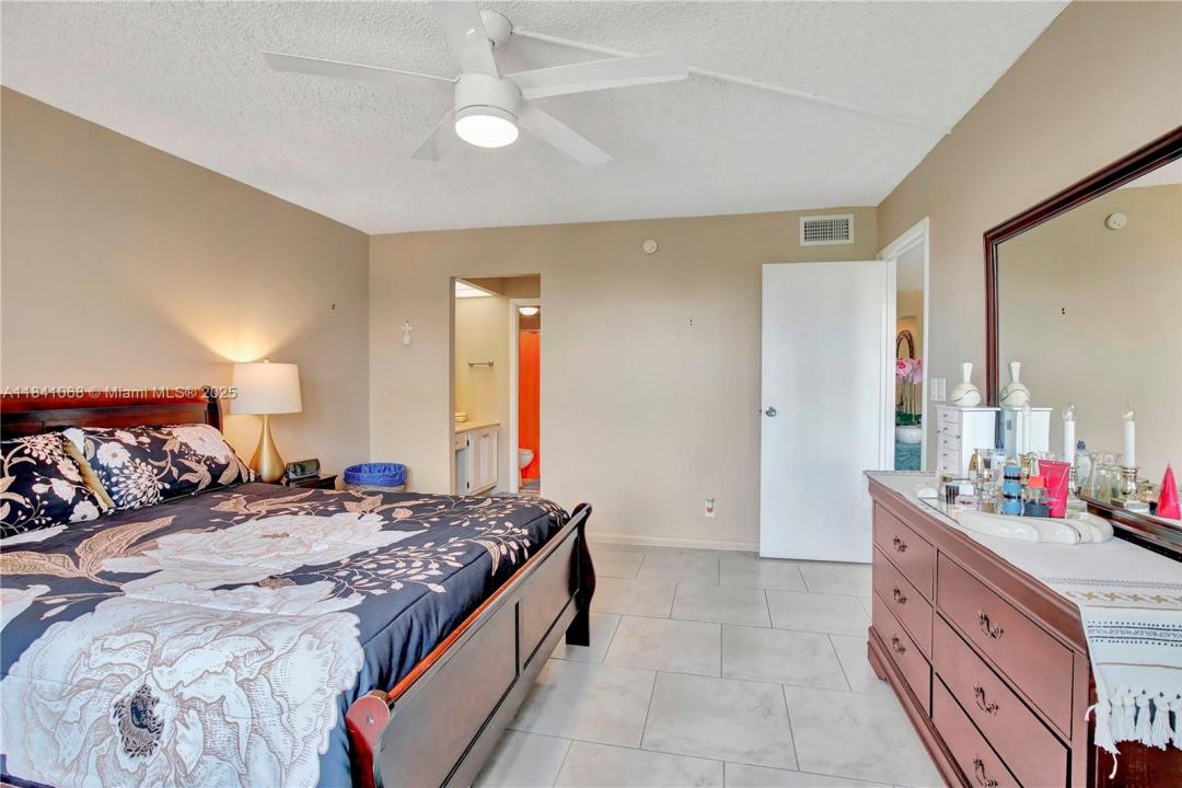 3651 Environ Blvd 461, Lauderhill, Florida 33319, Estados Unidos