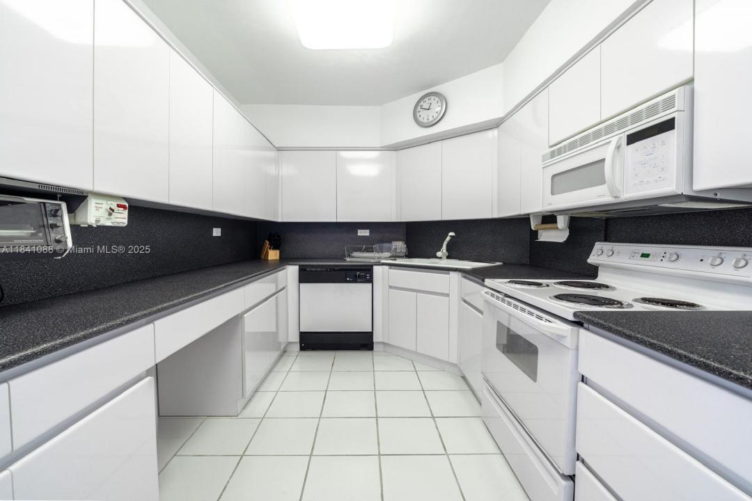 1408 Brickell Bay Dr 1415, Miami, Florida 33131, Estados Unidos