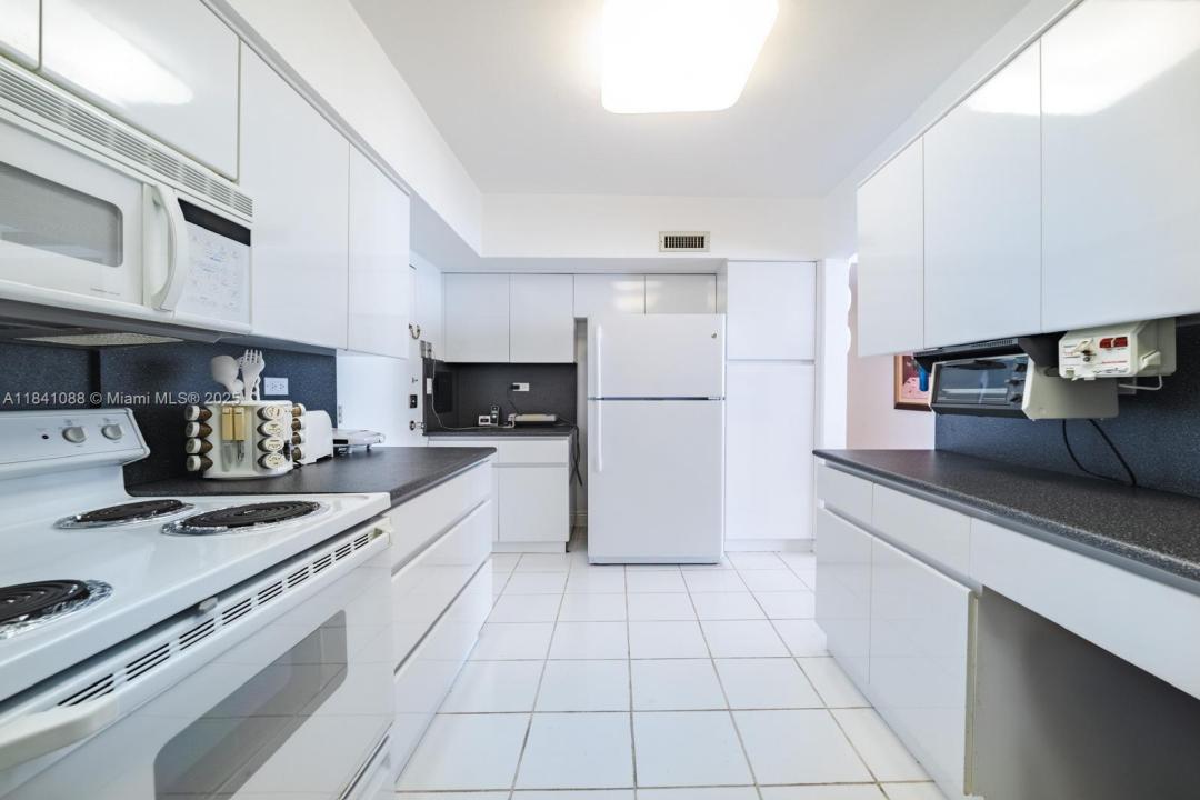 1408 Brickell Bay Dr 1415, Miami, Florida 33131, Estados Unidos