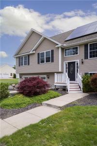 38 Pleasant View Drive, Hopkinton, Rhode Island 02832