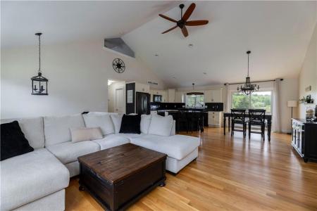 38 Pleasant View Drive, Hopkinton, Rhode Island 02832