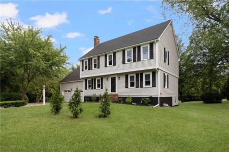 9 Theodore Lane, Attleboro, Massachusetts 02703, Stati Uniti