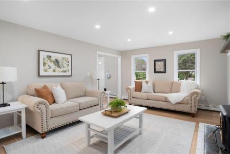 9 Theodore Lane, Attleboro, Massachusetts 02703, Stati Uniti