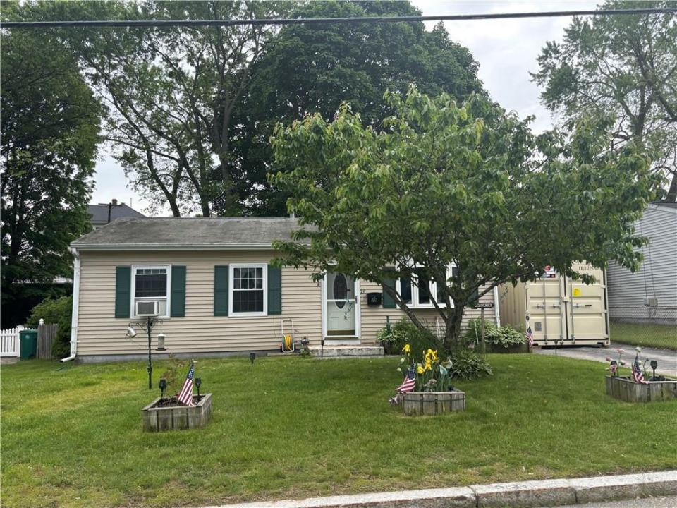79 Rivulet Street, Woonsocket, Rhode Island 02895, États-Unis