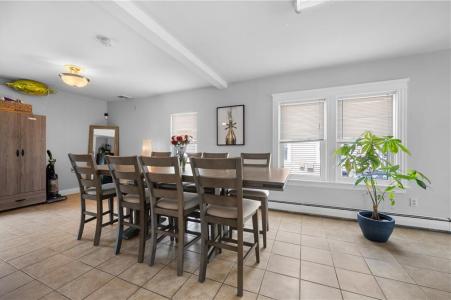 1352 Newport Avenue, Pawtucket, Rhode Island 02861, USA