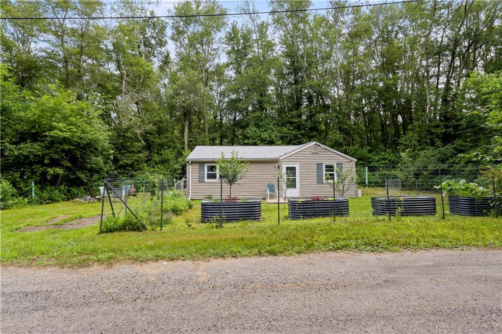 26 Clarke Avenue, Hopkinton, Rhode Island 02832, États-Unis