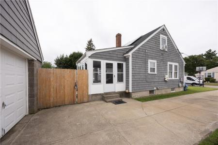121 Fuller Street, Pawtucket, Rhode Island 02861, Estados Unidos