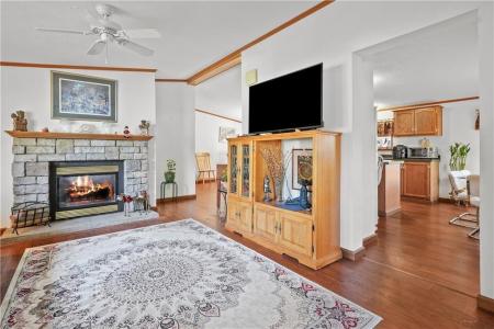 16 Giovanni-Rose Court, Coventry, RI 02816, USA