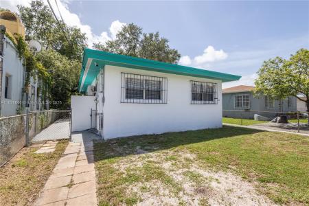 7010 NW 5th Pl 0, Miami, Florida 33150, USA