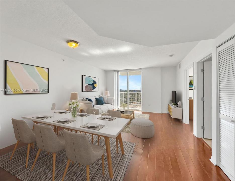 900 SW 8th St 1510, Miami, Florida 33130