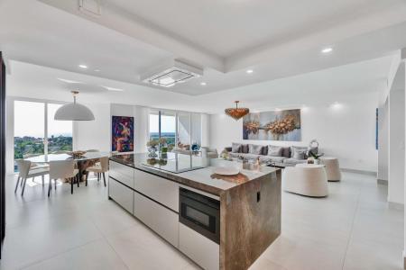 20201 E Country Club Drive 1005, Aventura, Florida 33180