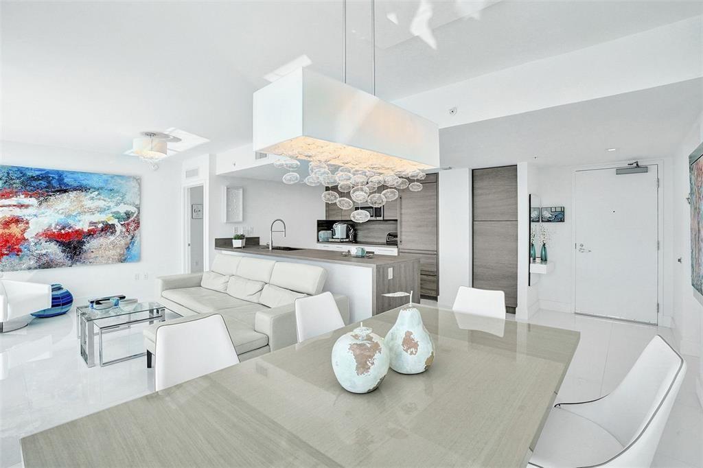 400 Sunny Isles Blvd 319, Sunny Isles Beach, Florida 33160, Estados Unidos