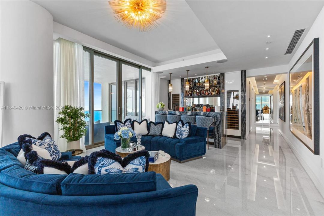 17901 Collins Ave TS4205, Sunny Isles Beach, Florida 33160