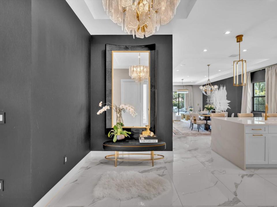 3029 Bellflower Circle, West Palm Beach, Florida 33401