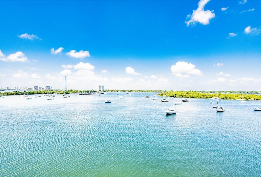 7928 West Dr 510, North Bay Village, 佛羅里達州 33141, 美國