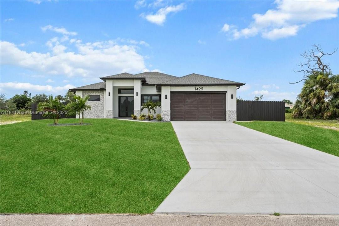1425 SW 11TH CT, Cape Coral, Florida 33991