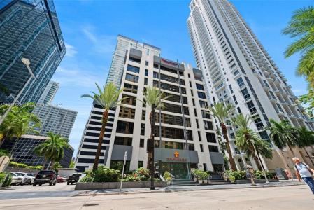 1110 Brickell Ave 609A & 609B, Miami, Florida 33131, USA