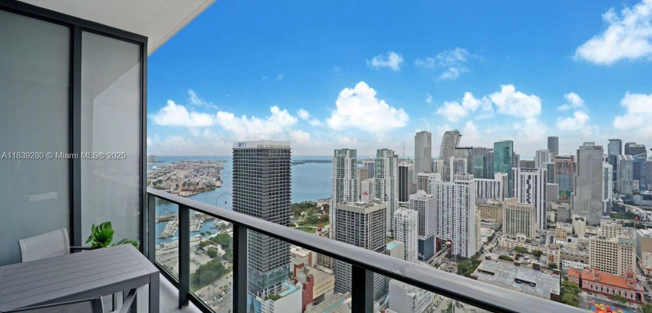 159 NE 6th St 4910, Miami, Florida 33132
