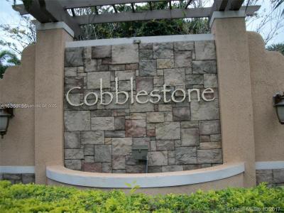 14615 SW 14th St 14615, Pembroke Pines, Florida 33027, USA