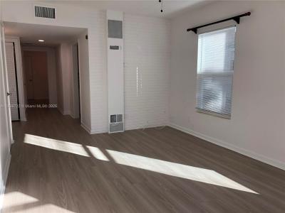 114 S M St 2, Lake Worth, Florida 33460, USA