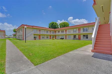 12850 SW 43rd Dr 256-B, Miami, Florida 33175, USA