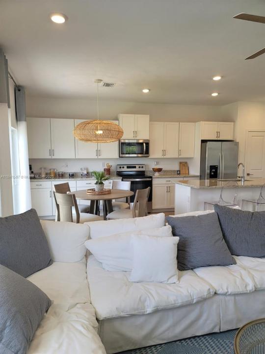 807 SE 19th St 0, Homestead, Florida 33034