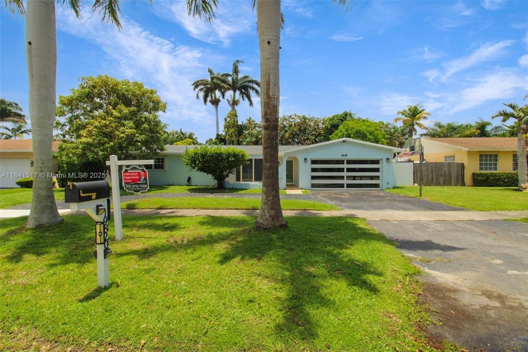 19820 SW 83rd Ave, Cutler Bay, فلوريدا 33189, الولايات المتحدة