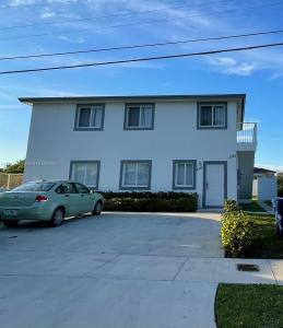 2121 NW 72nd st, Golden Beach, Florida 33147, USA