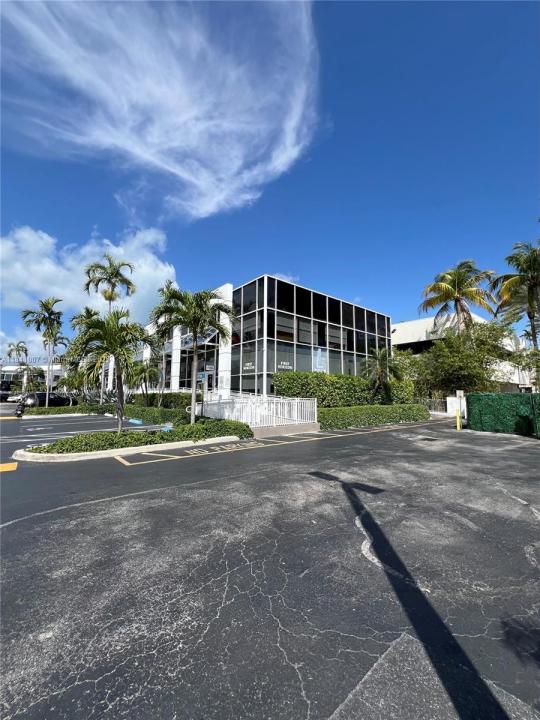 260 Crandon Blvd A51, Key Biscayne, Florida 33149