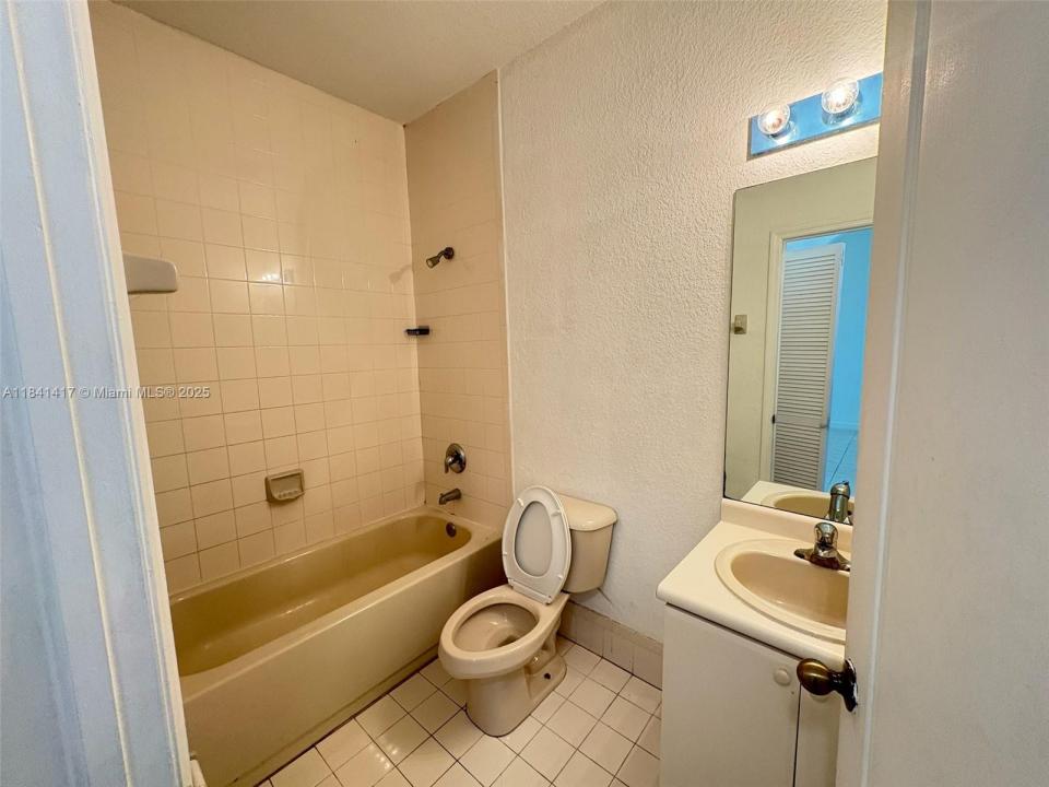 2460 SE 16th Ter 204, Homestead, فلوريدا 33035, الولايات المتحدة