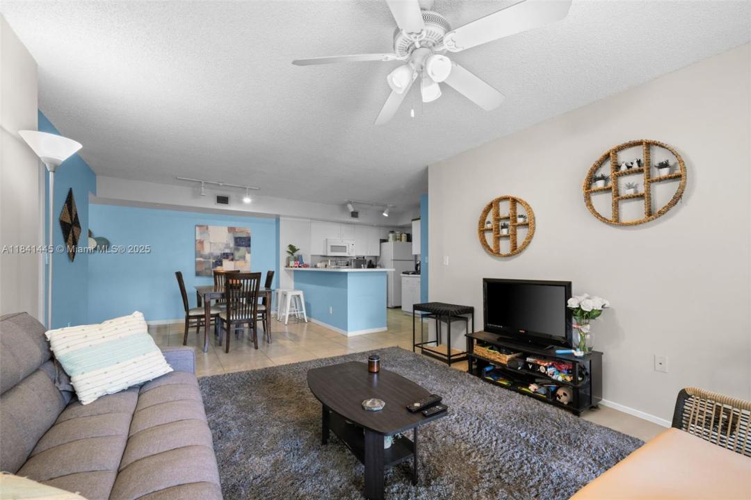 2600 S University Dr 107, Davie, Floride 33328, États-Unis