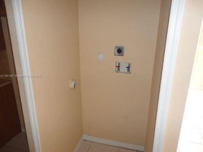 650 SW 7th Ter, Florida City, Florida 33034, USA