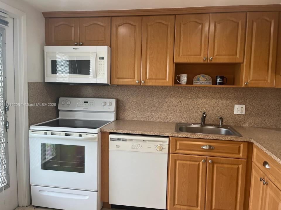 950 Hillcrest Dr 302, Hollywood, 佛罗里达州 33021, 美国