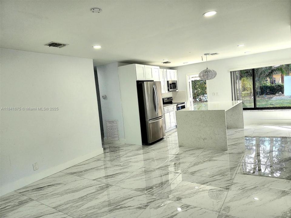 1028 NE 39th St 0, Oakland Park, Florida 33334