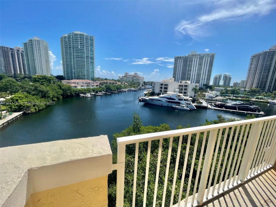 19999 E Country Club Dr 1604, Aventura, Florida 33180, Estados Unidos