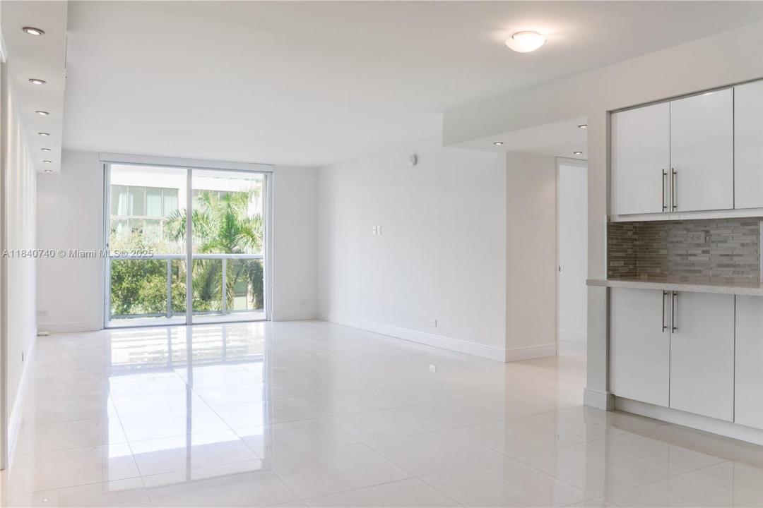 6039 Collins Ave 531, Miami Beach, فلوريدا 33140, الولايات المتحدة
