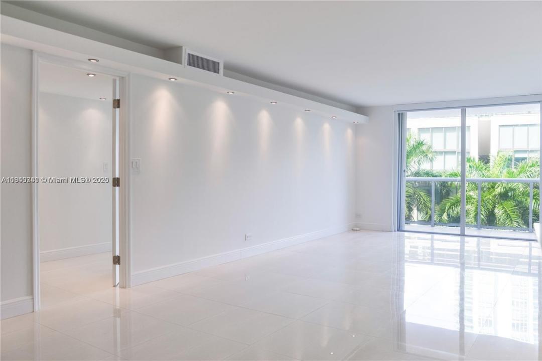 6039 Collins Ave 531, Miami Beach, فلوريدا 33140, الولايات المتحدة